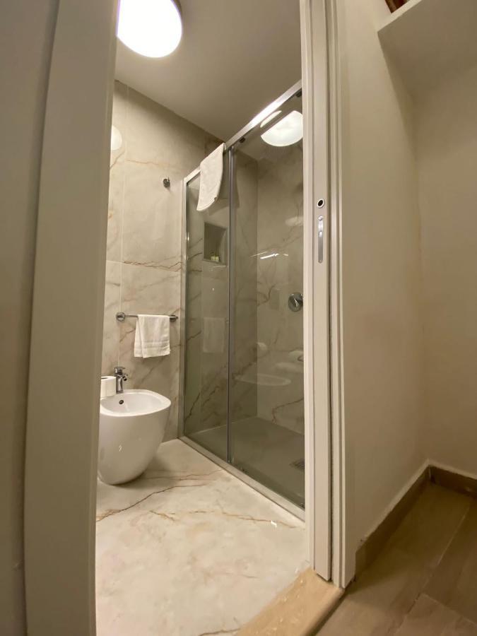 Paura Suite Apartment Napoli Bagian luar foto