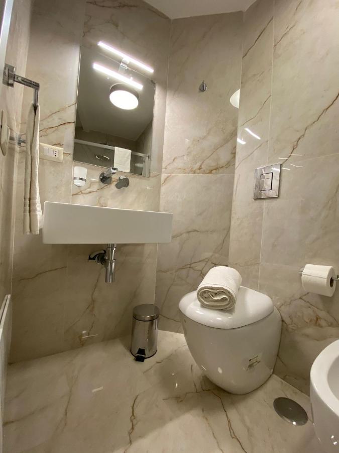 Paura Suite Apartment Napoli Bagian luar foto