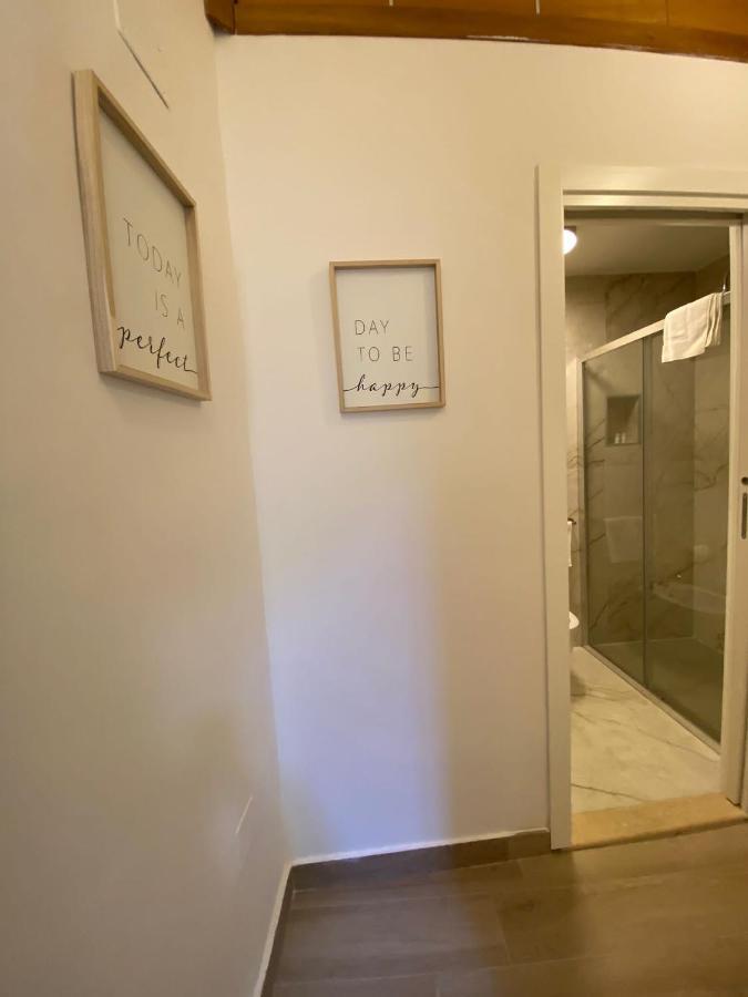 Paura Suite Apartment Napoli Bagian luar foto