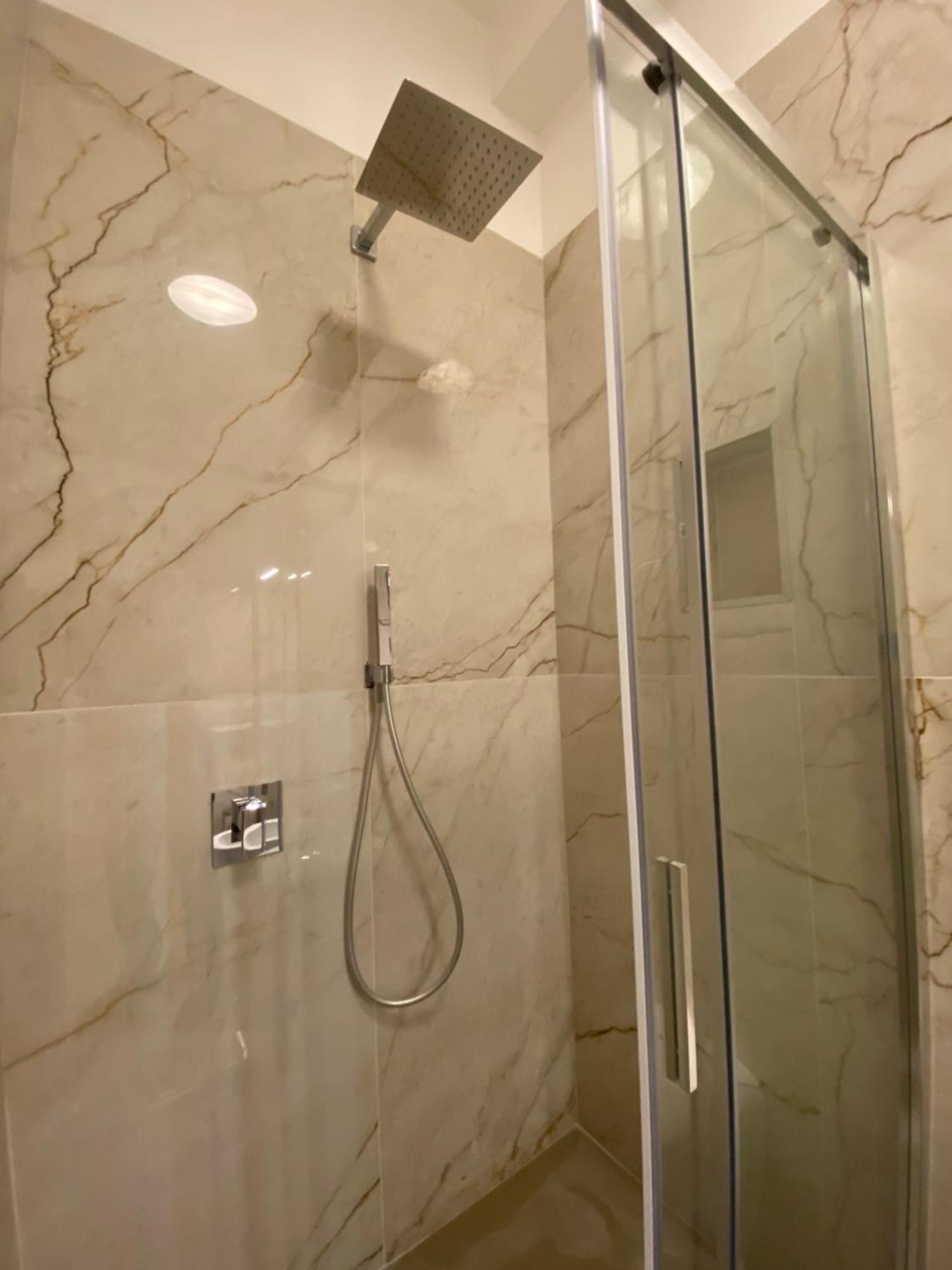Paura Suite Apartment Napoli Bagian luar foto