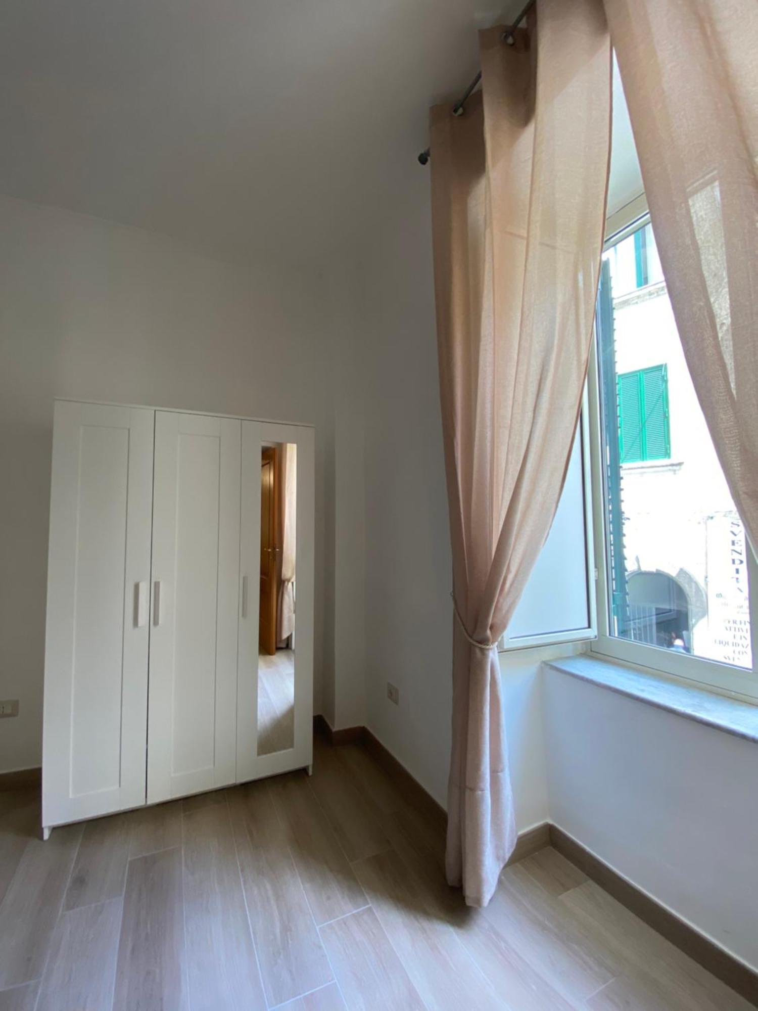 Paura Suite Apartment Napoli Bagian luar foto