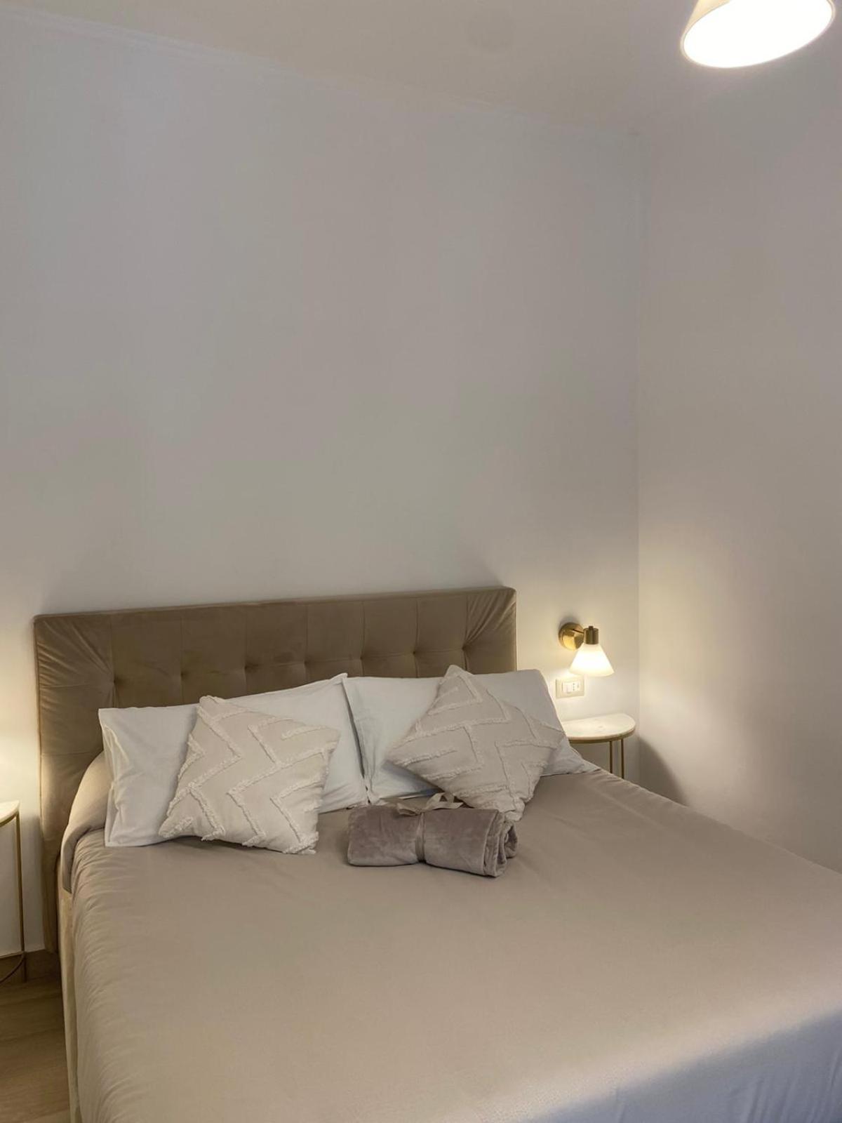 Paura Suite Apartment Napoli Bagian luar foto