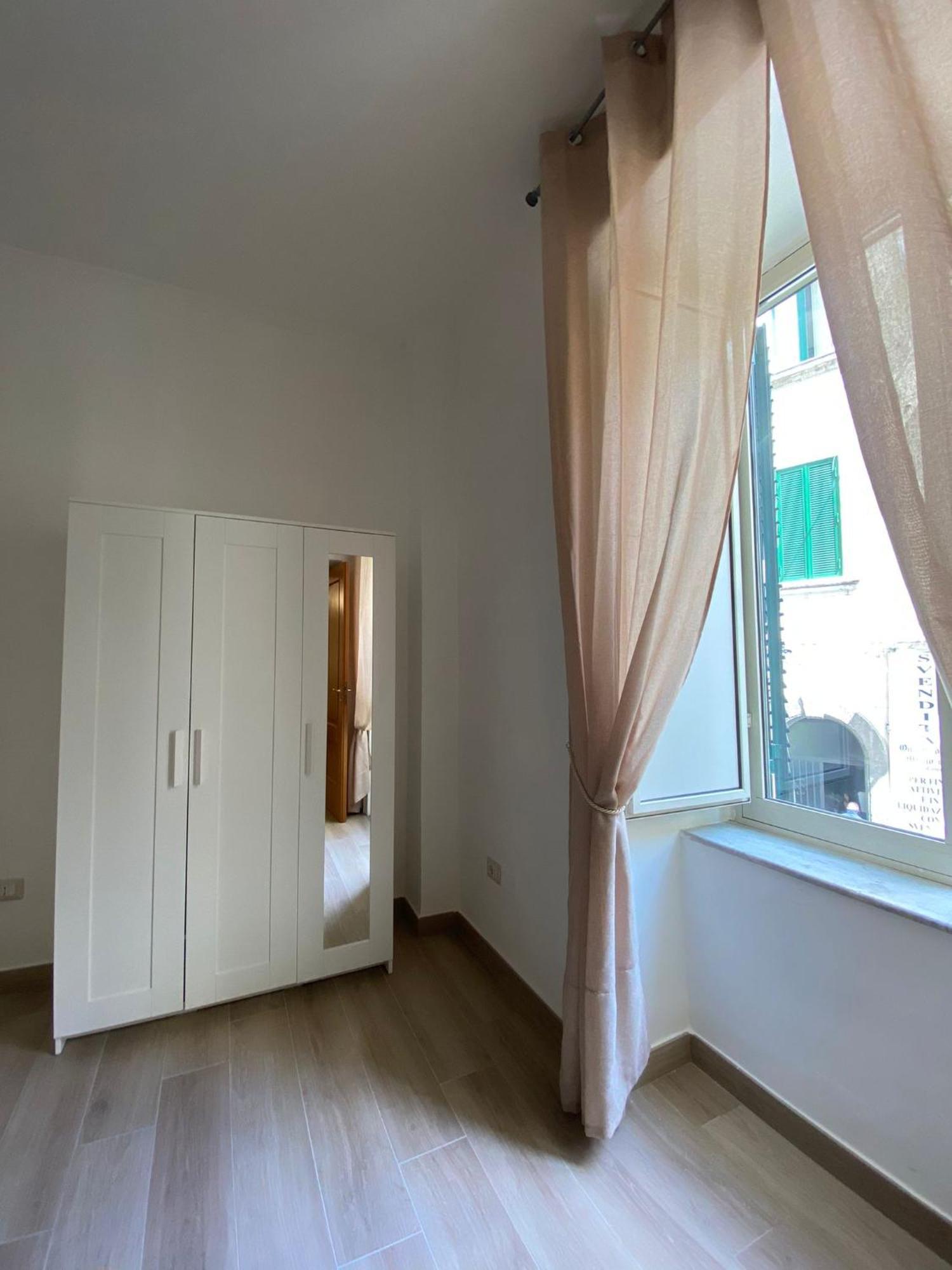 Paura Suite Apartment Napoli Bagian luar foto